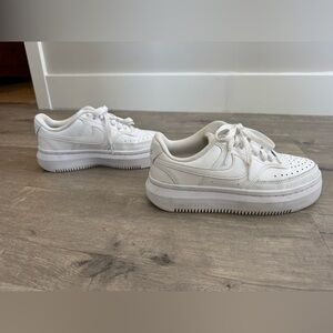 Women’s Air Force 1s